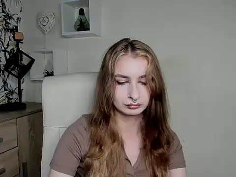 NinaBlond1 online show from 9, 10, 2025