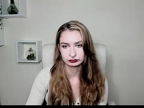 NinaBlond1 online show from 4, 11, 2025