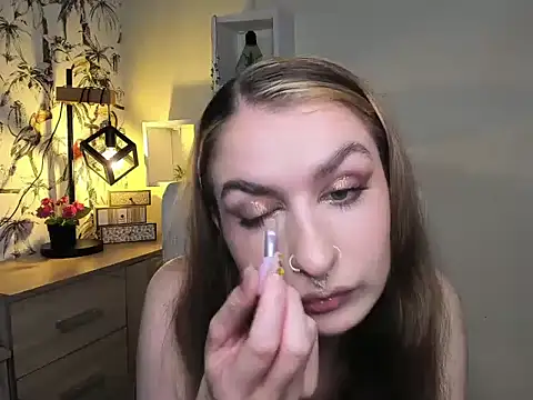 NinaBlond1 online show from 14, 11, 2025