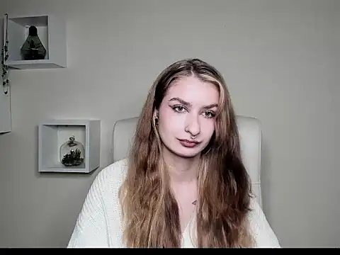 NinaBlond1 online show from 28, 10, 2025