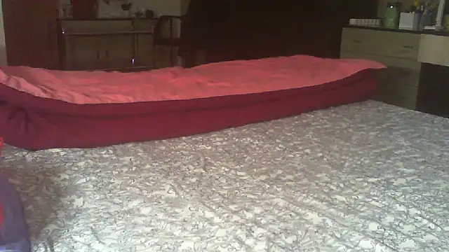 Lauray1 online show from 9, 3, 2026