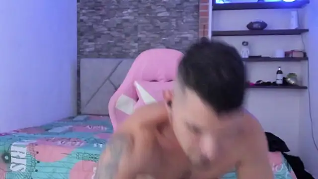 BooyHott  online show from 31, 1, 2026