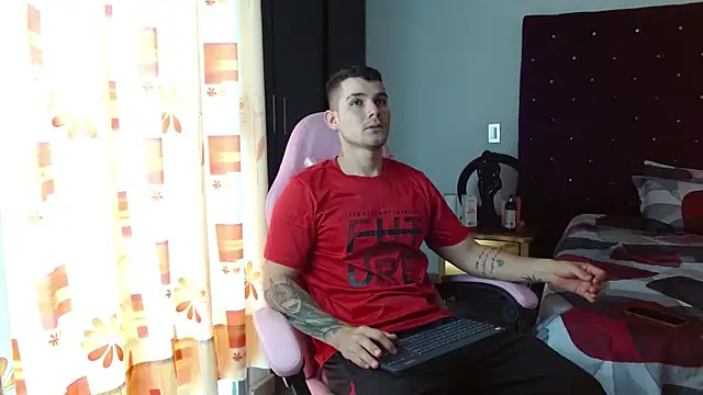 BooyHott  online show from 19, 11, 2025