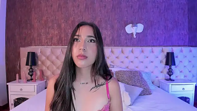 LiaaTurner online show from 26, 9, 2025