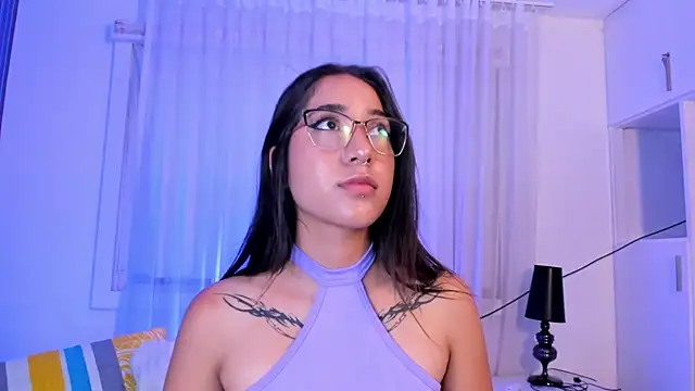 LiaaTurner online show from 1, 10, 2025