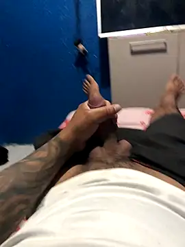 Alangostoso092 online show from 10, 10, 2025