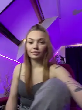 KitsyMoore online show from 21, 9, 2025