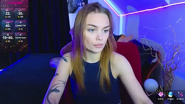 KitsyMoore online show from 3, 10, 2025