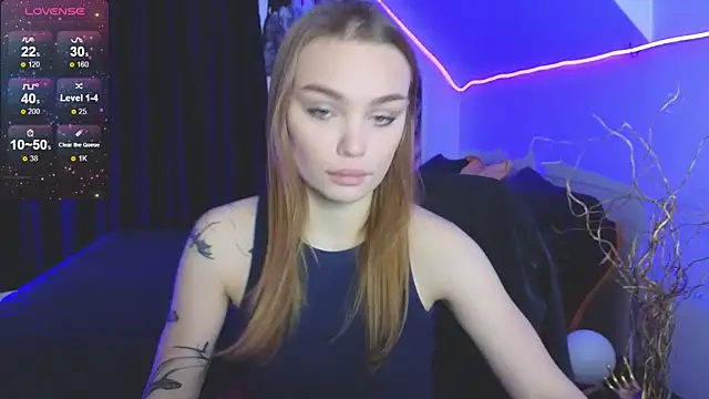 KitsyMoore online show from 6, 10, 2025