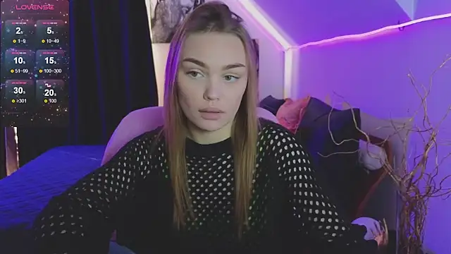 KitsyMoore online show from 18, 10, 2025