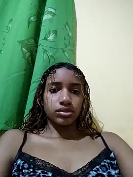 Barbiefox24 online show from 13, 10, 2025