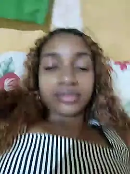 Snapshot of Barbiefox24 chatting on 17, 2, 2026 Barbiefox24 online show from 17, 2, 2026