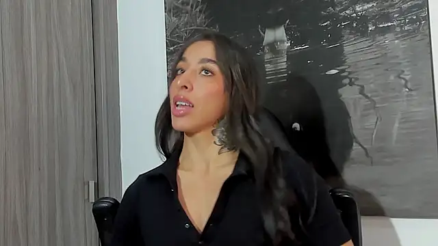 KAYLA BATISTA  online show from 15, 2, 2026