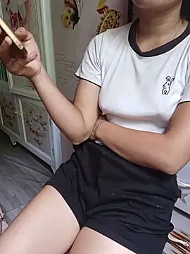 Snapshot of phuongxinhxan chatting on 14, 7, 2026 phuongxinhxan online show from 14, 7, 2026