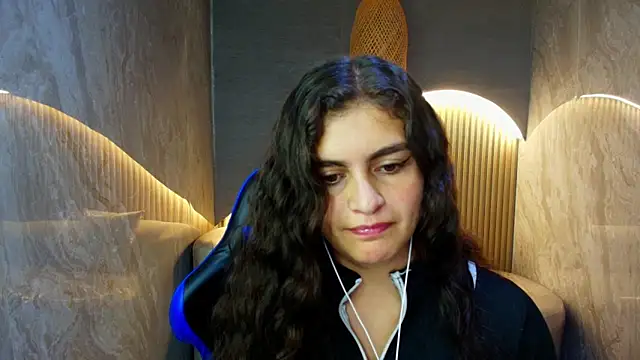 dany r  online show from 11, 11, 2025