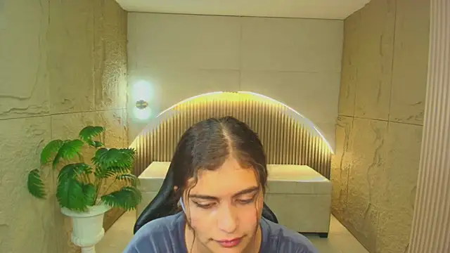 dany r  online show from 18, 12, 2025