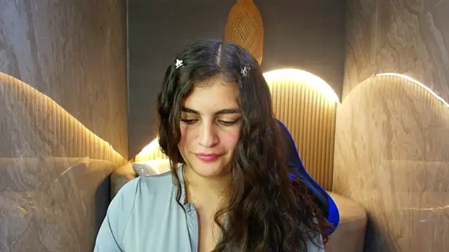 dany r  online show from 4, 11, 2025