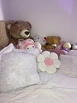 Mericute  online show from 5, 2, 2026