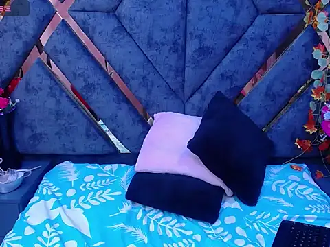 burbuja pink  online show from 27, 3, 2026