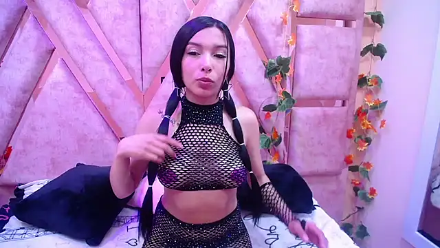 burbuja pink  online show from 9, 10, 2025