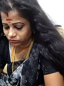 sweetqueen143 online show from 14, 4, 2026