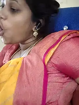 sweetqueen143 online show from 22, 11, 2025