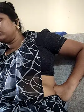 sweetqueen143 online show from 10, 10, 2025