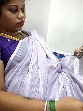 sweetqueen143 online show from 4, 4, 2026