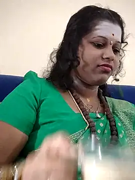 sweetqueen143 online show from 24, 10, 2025