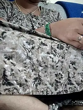 sweetqueen143 online show from 2, 10, 2025