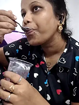 sweetqueen143 online show from 17, 5, 2026