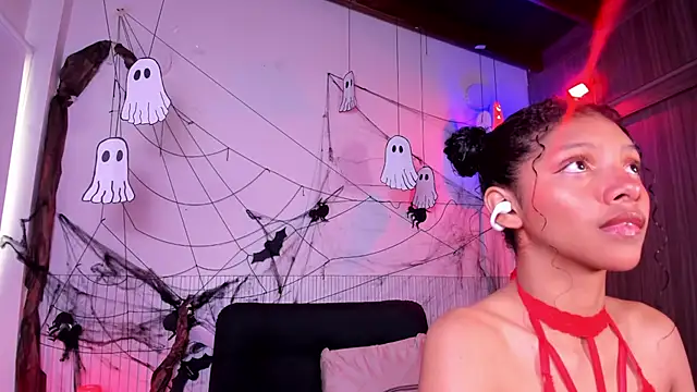 natalia blue online show from 6, 11, 2025