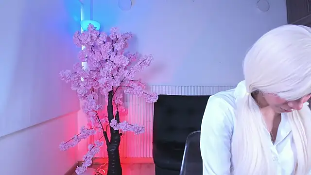 natalia blue online show from 19, 9, 2025