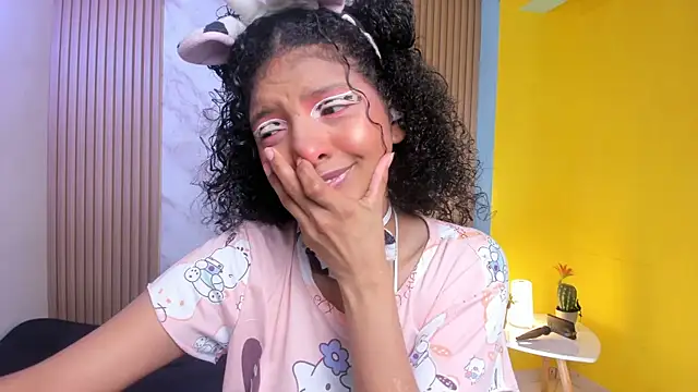 natalia blue online show from 9, 11, 2025