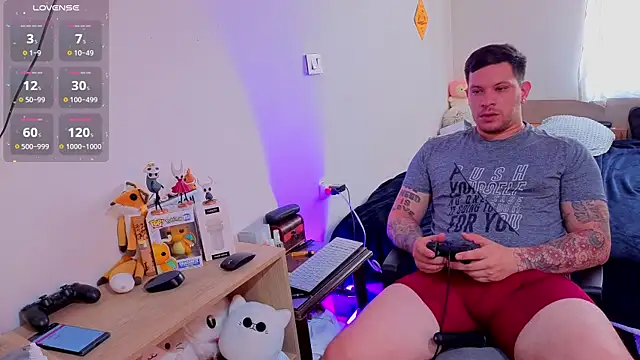 Snapshot of ryden_01 chatting on 17, 10, 2025 ryden 01 online show from 17, 10, 2025