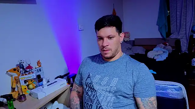 Snapshot of ryden_01 chatting on 21, 10, 2025 ryden 01 online show from 21, 10, 2025