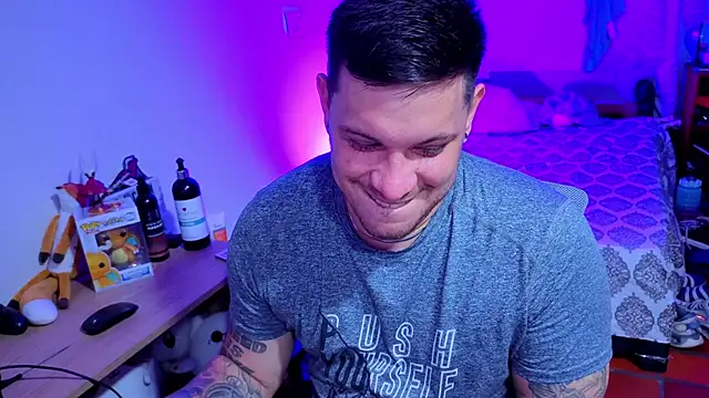 Snapshot of ryden_01 chatting on 1, 10, 2025 ryden 01 online show from 1, 10, 2025