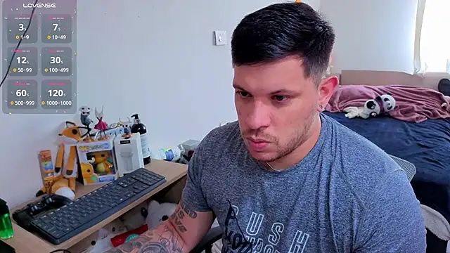 Snapshot of ryden_01 chatting on 20, 11, 2025 ryden 01 online show from 20, 11, 2025