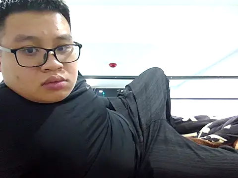 Snapshot of loveninja chatting on 15, 12, 2025 loveninja online show from 15, 12, 2025