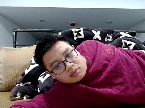 Snapshot of loveninja chatting on 19, 12, 2025 loveninja online show from 19, 12, 2025