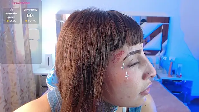 Gyal 8  online show from 16, 11, 2025