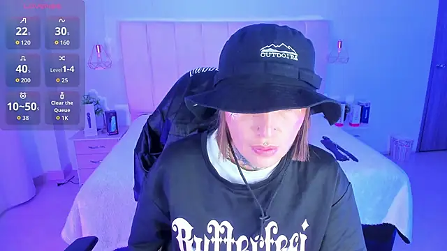 Gyal 8  online show from 25, 2, 2026