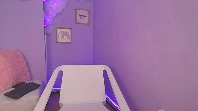 cat nasty online show from 1, 10, 2025