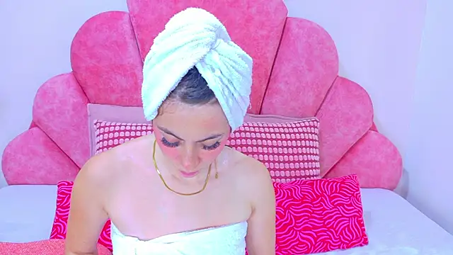 Snapshot of MyApril__ chatting on 15, 4, 2026 MyApril online show from 15, 4, 2026