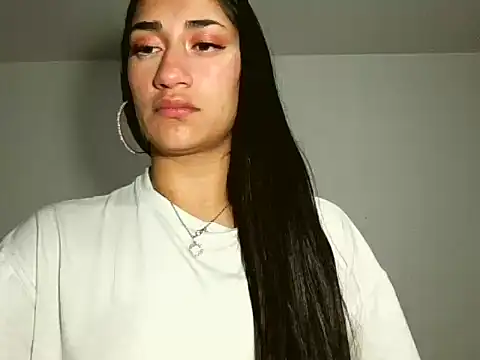 Miia  strog online show from 4, 10, 2025