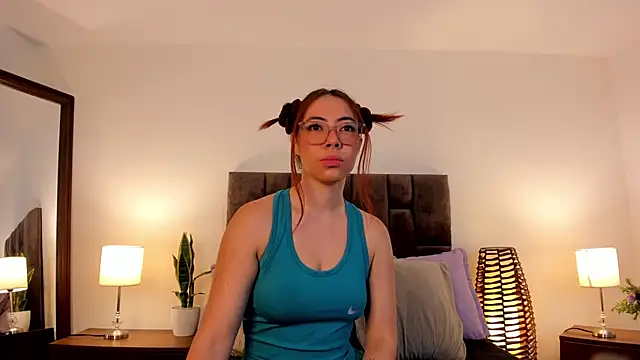 Aliccecullen online show from 5, 11, 2025