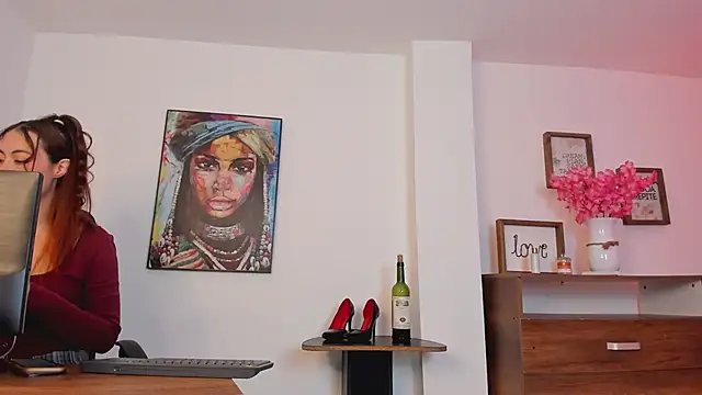 Snapshot of Aliccecullen chatting on 26, 2, 2026 Aliccecullen online show from 26, 2, 2026