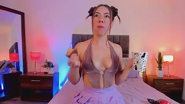 Snapshot of Aliccecullen chatting on 13, 2, 2026 Aliccecullen online show from 13, 2, 2026