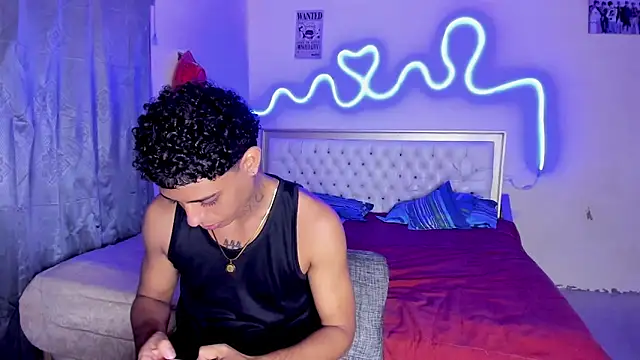 Snapshot of Glader31 chatting on 24, 9, 2025 Glader31 online show from 24, 9, 2025