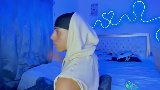 Snapshot of Glader31 chatting on 6, 10, 2025 Glader31 online show from 6, 10, 2025